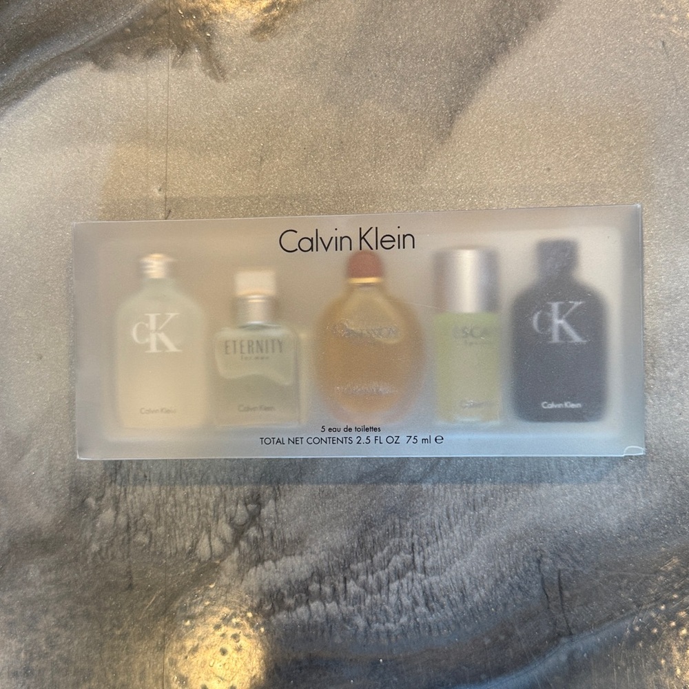 VINTAGE Calvin Klein For MEN Eau De Toilette 5 Piece GIFT SET Escape Obsession
